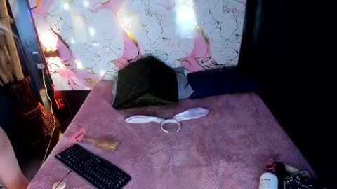 Snapshot of thali_a chatting on June 2026 01:21:02 AM online show from June 2026 01:21:02 AM