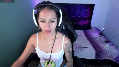 Snapshot of thamara_l11 chatting on January 2025 02:36:02 PM Dany online show from January 2025 02:36:02 PM