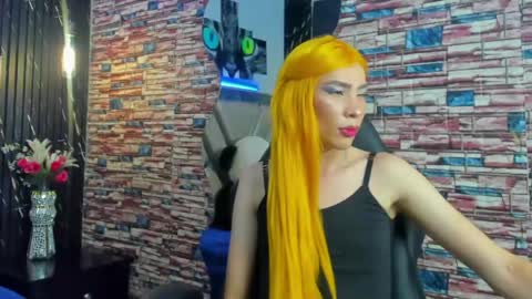 Snapshot of thamara_roberts chatting on April 2026 07:19:01 PM thamara_roberts online show from April 2026 07:19:01 PM