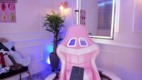 tamara gen online show from April 2026 09:05:01 PM