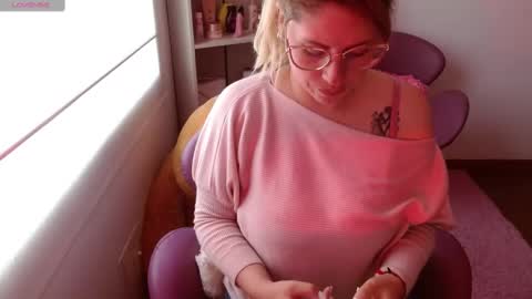   online show from February 2025 06:37:02 PM