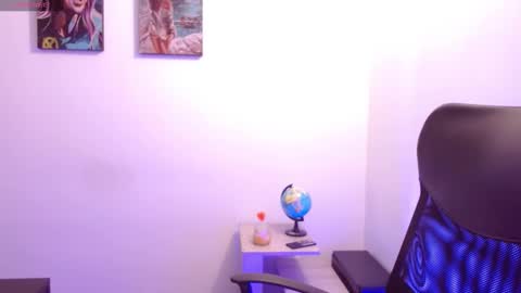   online show from February 2025 09:38:02 PM