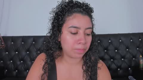 thara webstter online show from January 2025 02:51:02 PM