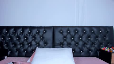 thara webstter online show from November 2025 12:16:02 PM