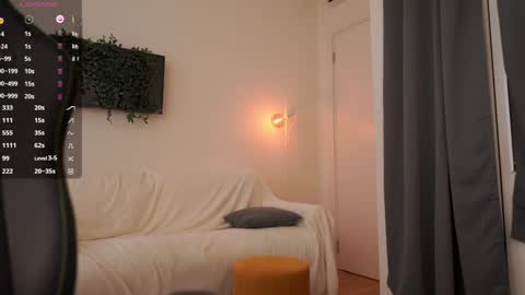 Snapshot of thatgirl___ chatting on October 2025 06:52:01 AM my name is Lucy online show from October 2025 06:52:01 AM