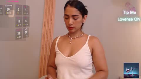 THAYSSA ROSS online show from June 2026 02:45:01 PM