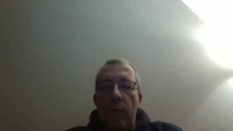 Snapshot of thcalo3 chatting on December 2024 04:40:01 PM thcalo online show from December 2024 04:40:01 PM