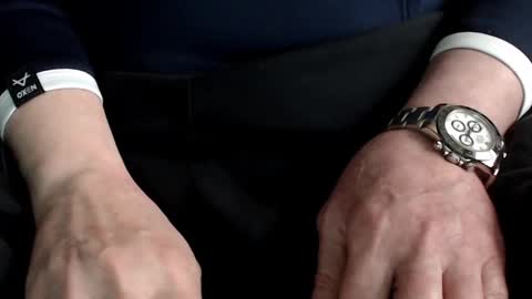 Snapshot of the1pocketrocket chatting on December 2024 02:42:02 PM the1pocketrocket online show from December 2024 02:42:02 PM