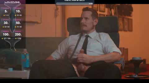 Snapshot of the_dilf chatting on December 2024 06:34:02 PM The DILF -  online show from December 2024 06:34:02 PM