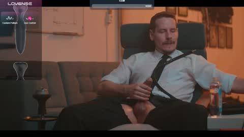 Snapshot of the_dilf chatting on February 2025 12:19:02 PM The DILF -  online show from February 2025 12:19:02 PM