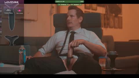 Snapshot of the_dilf chatting on September 2025 10:03:02 AM The DILF -  online show from September 2025 10:03:02 AM