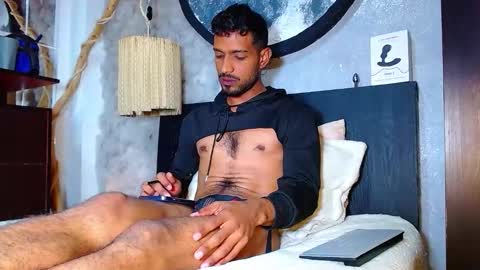 the dog lian online show from November 2025 03:01:02 PM