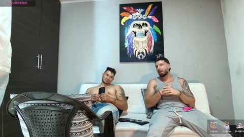 SCOTT  THEO  KAMERON  GENDERSON online show from January 2025 12:45:01 AM