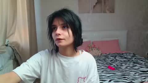 Snapshot of the_slutty_fox chatting on August 2026 11:20:01 AM the_slutty_fox online show from August 2026 11:20:01 AM