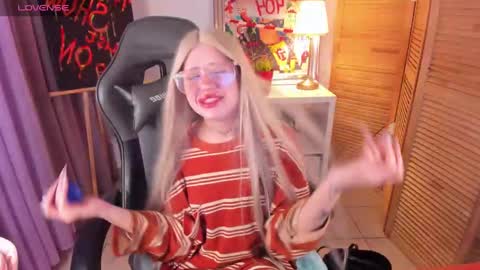 theangelykitty online show from January 2025 06:24:01 AM