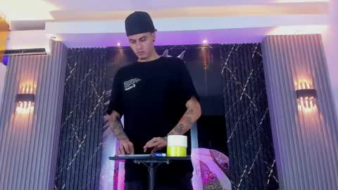 DEAN AND MARY online show from January 2026 05:27:02 PM