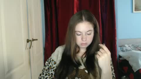 raissa online show from October 2025 10:36:01 AM