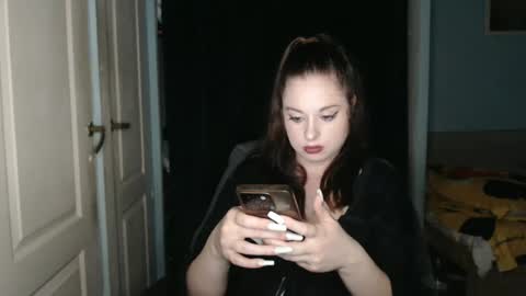 Snapshot of theblackdiamond194588 chatting on June 2026 06:03:01 PM raissa online show from June 2026 06:03:01 PM