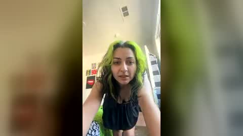 Snapshot of thebrattybelle99 chatting on June 2026 09:57:01 PM thebrattybelle99 online show from June 2026 09:57:01 PM