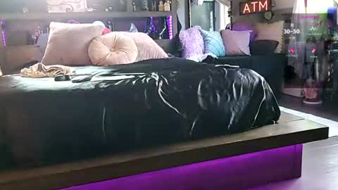 Thatcarrguyy online show from July 2026 02:29:01 AM