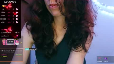 Snapshot of thecherry_paulette chatting on October 2025 09:59:02 PM Paulette online show from October 2025 09:59:02 PM