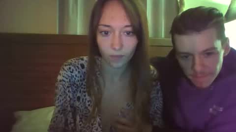 Snapshot of thecouplenextfloor chatting on November 2025 05:06:01 AM thecouplenextfloor online show from November 2025 05:06:01 AM