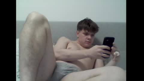 Snapshot of thecuteguy144949 chatting on February 2025 08:28:02 PM thecuteguy144949 online show from February 2025 08:28:02 PM