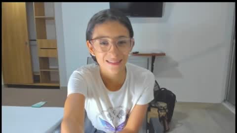 Snapshot of thedianakaro chatting on December 2024 11:18:02 PM Diana online show from December 2024 11:18:02 PM