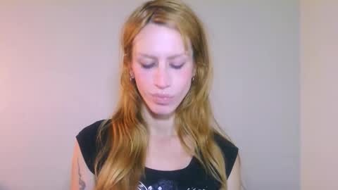 Yolanda online show from October 2025 06:14:02 PM