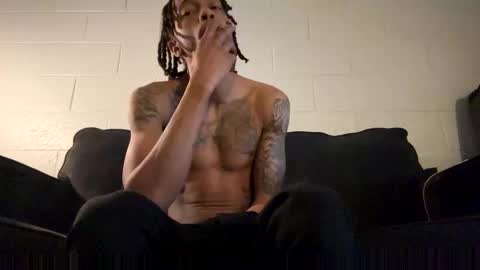 thee304slayer online show from December 2025 06:41:01 AM