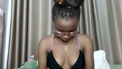 theequinn1 online show from May 2026 03:57:02 AM