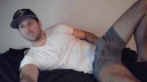 Snapshot of theetwohander chatting on October 2025 03:18:02 AM Theetwohander online show from October 2025 03:18:02 AM