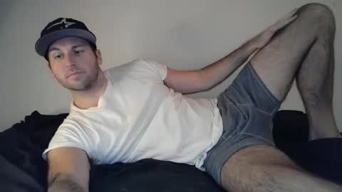 Snapshot of theetwohander chatting on November 2025 04:00:01 AM Theetwohander online show from November 2025 04:00:01 AM