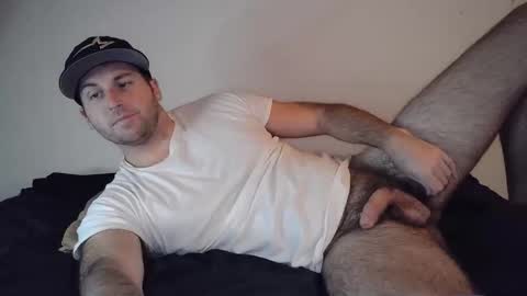 Snapshot of theetwohander chatting on November 2025 01:28:01 AM Theetwohander online show from November 2025 01:28:01 AM