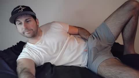 Snapshot of theetwohander chatting on December 2025 05:14:01 AM Theetwohander online show from December 2025 05:14:01 AM