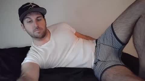 Snapshot of theetwohander chatting on February 2026 07:01:01 PM Theetwohander online show from February 2026 07:01:01 PM