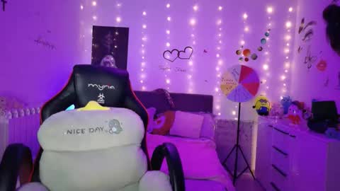 TheFarmergirl online show from September 2025 03:28:02 AM