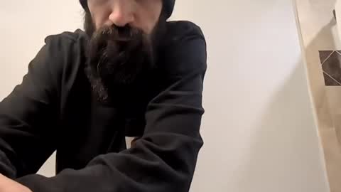 Snapshot of theh4iryfi5h chatting on February 2026 12:31:01 AM theh4iryfi5h online show from February 2026 12:31:01 AM