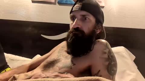 Snapshot of theh4iryfi5h chatting on February 2026 08:43:01 PM theh4iryfi5h online show from February 2026 08:43:01 PM