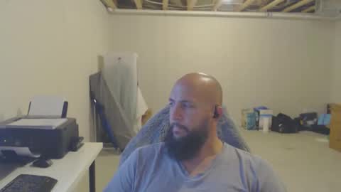 thehawaiian93 online show from October 2025 02:54:01 PM