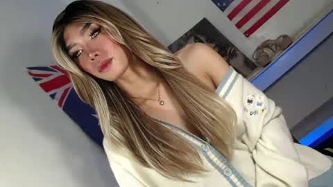 Snapshot of thehornygirl_laisa chatting on June 2026 11:37:01 AM laisa online show from June 2026 11:37:01 AM