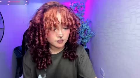 Theia  online show from November 2025 02:05:01 PM