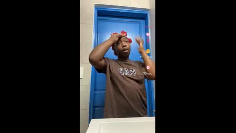 Snapshot of thejaderavixen chatting on December 2025 09:00:02 PM Jadera online show from December 2025 09:00:02 PM