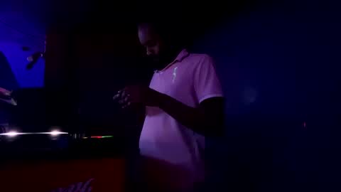 Snapshot of thejamaican101 chatting on September 2025 04:01:02 AM Alex876 online show from September 2025 04:01:02 AM