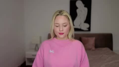 Kisaaleksandrova online show from February 2026 07:32:01 PM