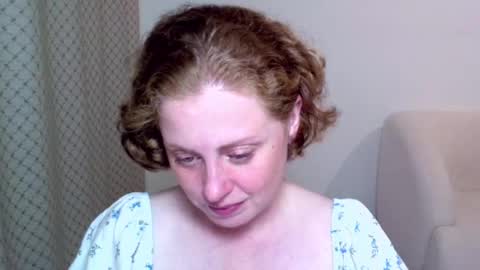 Ella online show from September 2025 05:56:02 PM