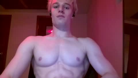 Snapshot of thelevimeyers chatting on April 2026 10:19:02 PM thelevimeyers online show from April 2026 10:19:02 PM