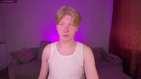Snapshot of themikesever chatting on May 2026 08:00:01 AM Sever online show from May 2026 08:00:01 AM