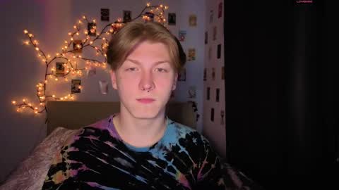 Snapshot of themikesever chatting on June 2026 04:47:01 AM Sever online show from June 2026 04:47:01 AM