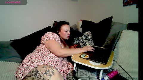 Stephanie Fuller online show from April 2026 05:38:01 AM